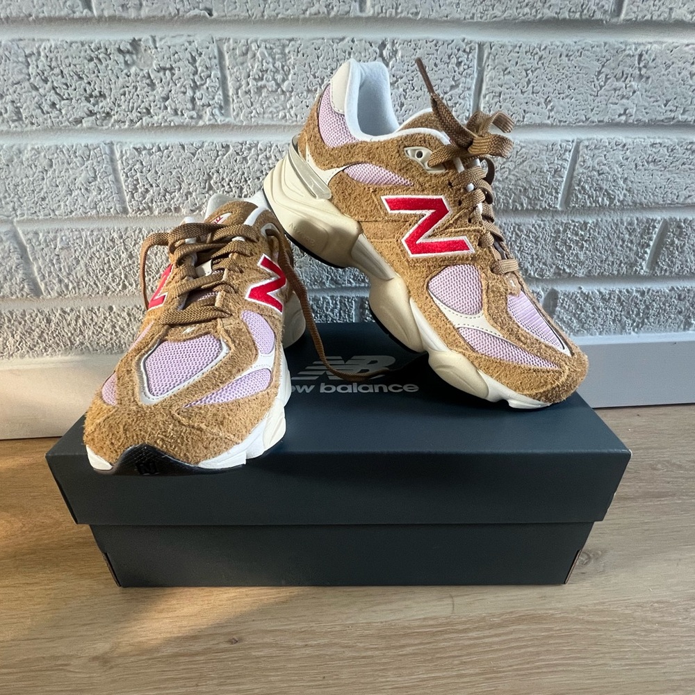 NWT- New Balance 9060 never worn